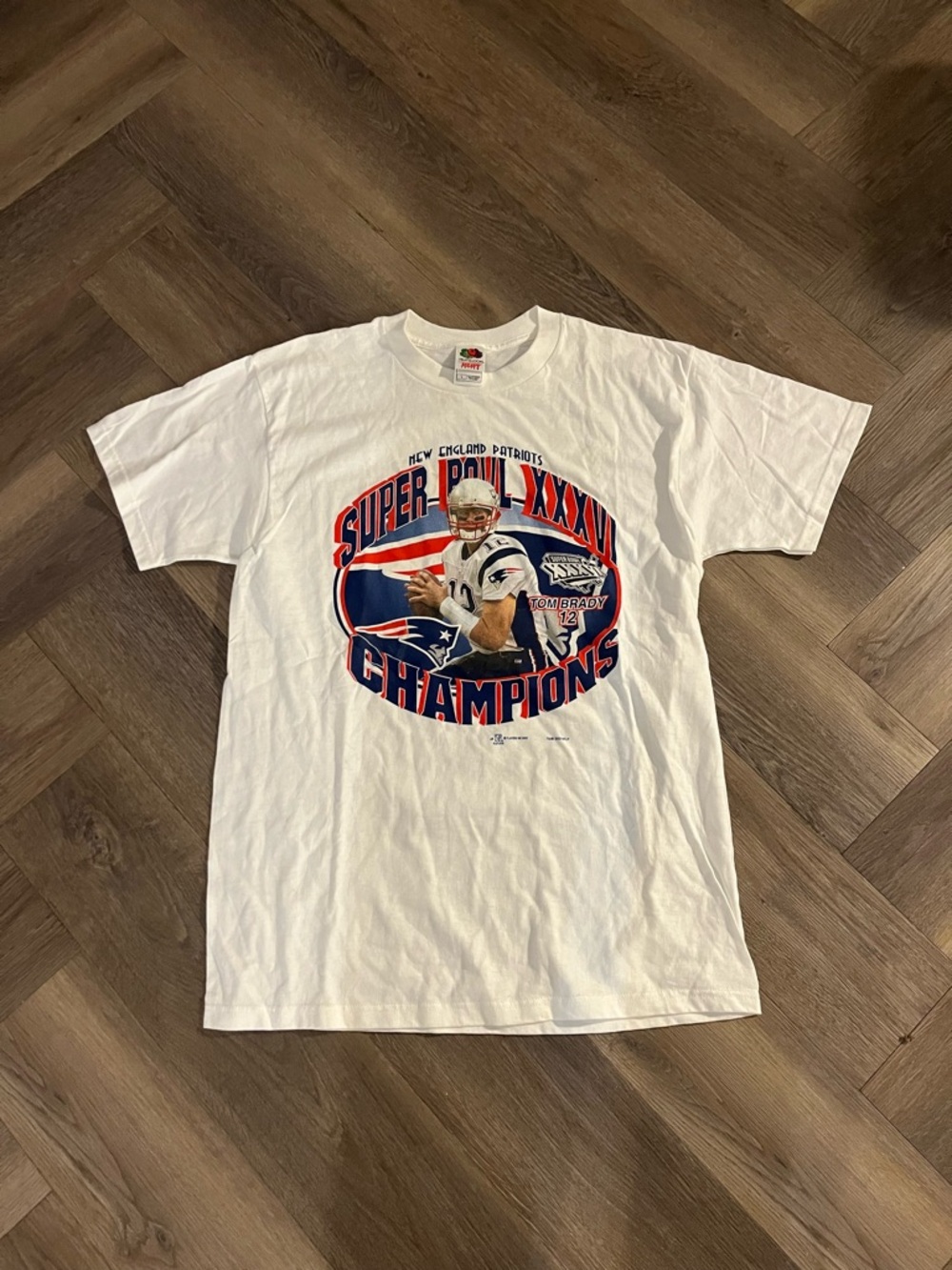 Fruit of the Loom White New England Patriots Super Bowl Champions Graphic Tee